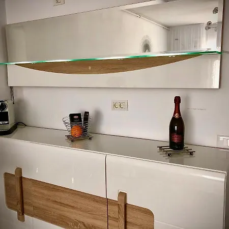 Sea View Luxury דירה Năvodari