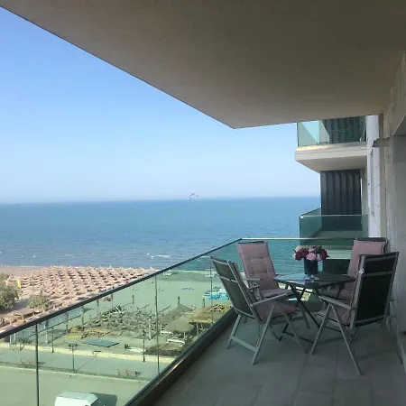 Sea View Luxury דירה